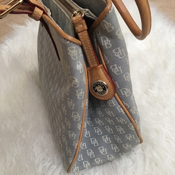 Dooney & Bourke bag - Picture 1 of 5